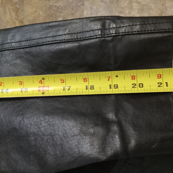 Vintage Coat OMINT APPAREL Maxie Black Leather Floral Suede Size Sm - Picture 8 of 16